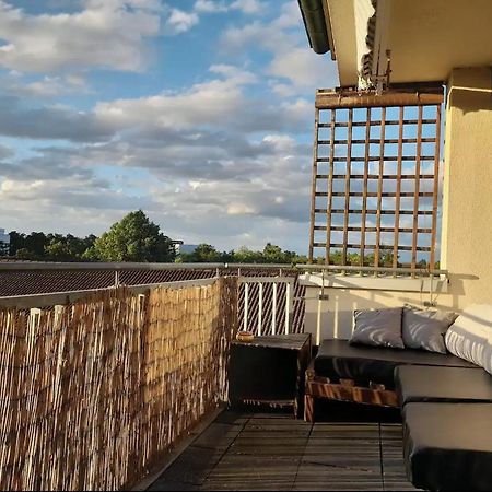 Budget Suite Mit Balkon - Privatzimmer In Wohnung - Netflix & Minibar Inklusive Кобленц Экстерьер фото